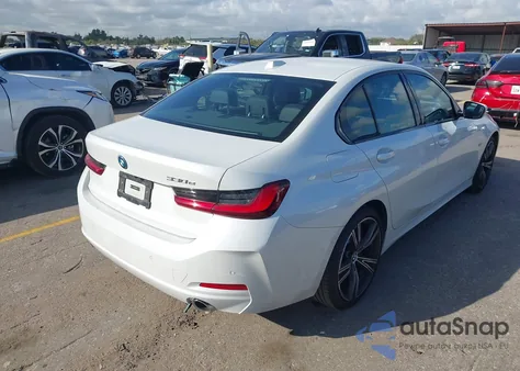 2023 BMW 3 Series 330E из США, поврежденный, VIN 3MW39FF06P8D35001